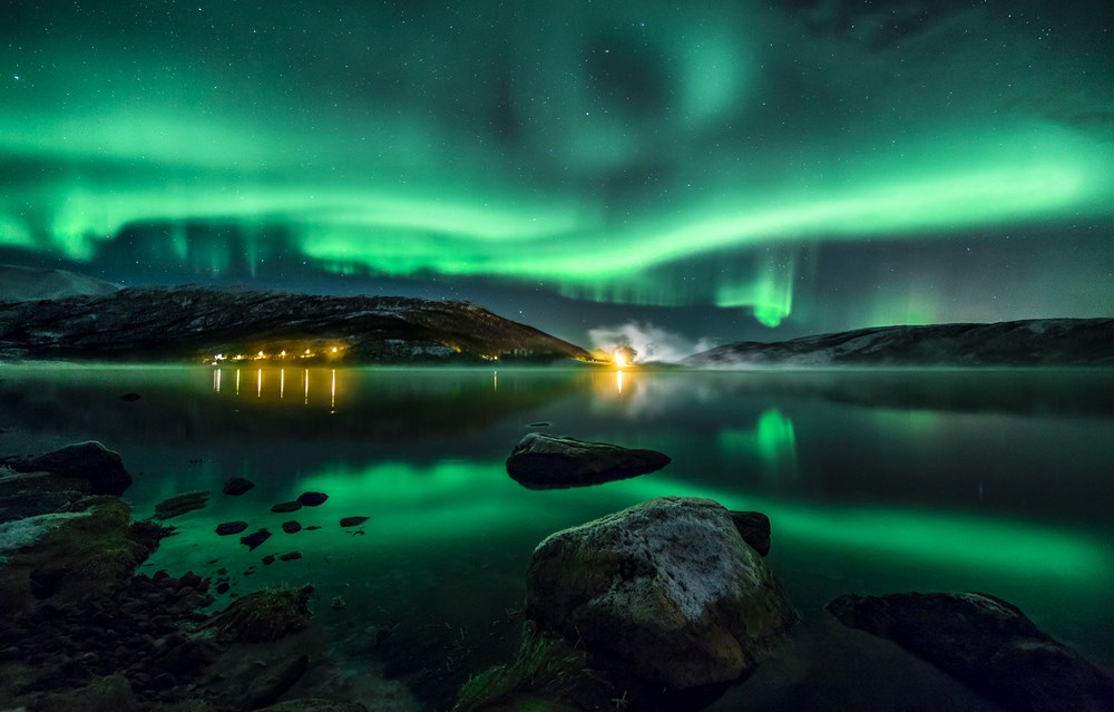 'Mystic Lake' - northern lights photograph by Nicolas Raspiengeas