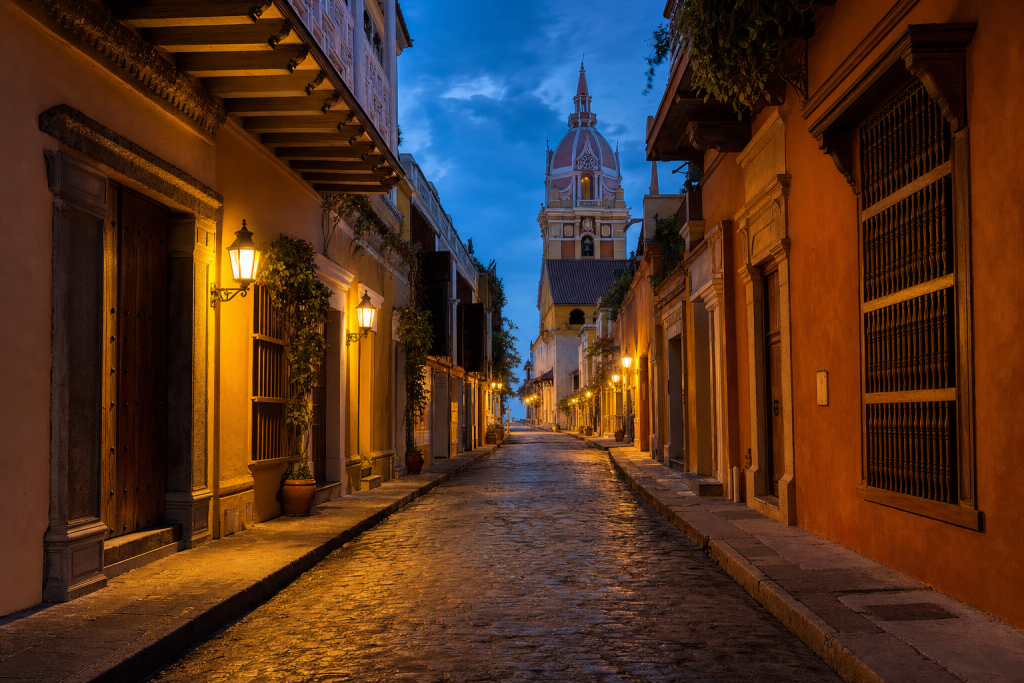 Cartagena street photography at blue hour with leading lines and architectural detail