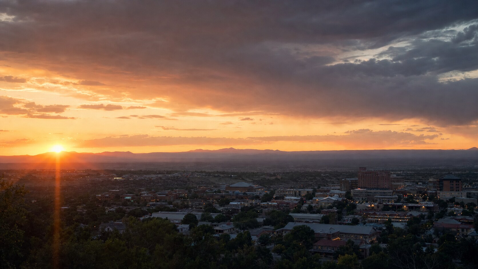 Mesa Verde skyline at sunset, photographed from the city's best-known public viewpoint — a top spot for photography in Mesa Verde