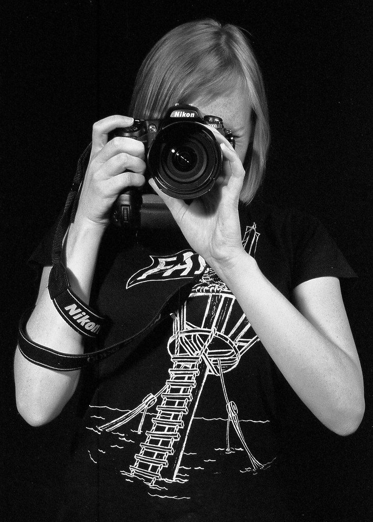Canon EOS R8 Settings for Portrait Photography