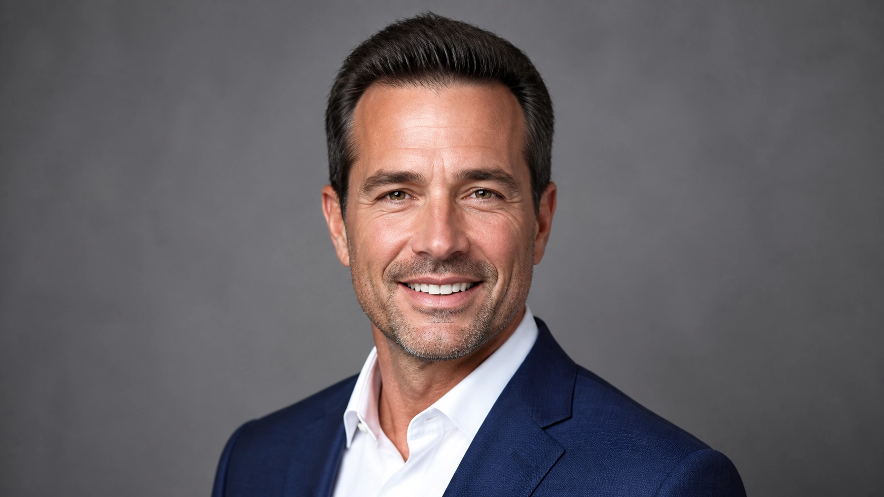 The Ultimate Guide to Professional Corporate Headshot Tips