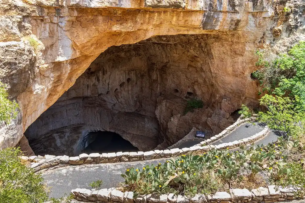 Carlsbad Caverns Entrance: Photography Guide