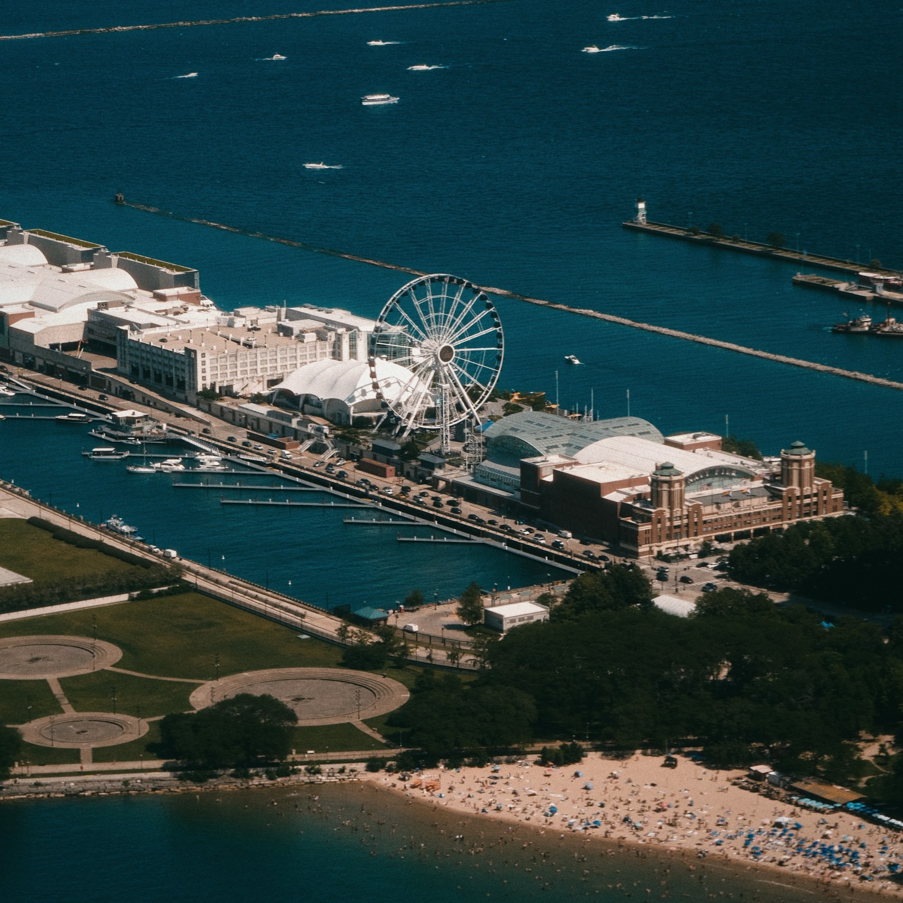 Navy Pier ferris wheel on Lake Michigan