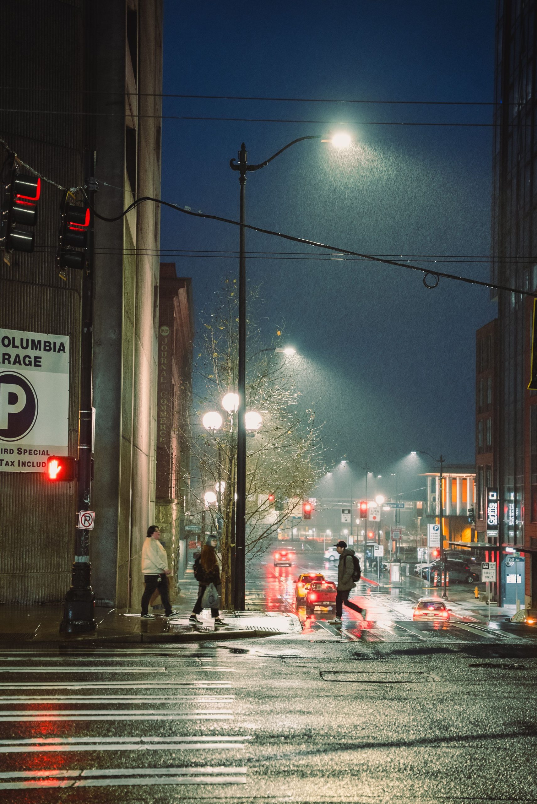OM-1 Mark II Street Photography Settings: Focus and Timing