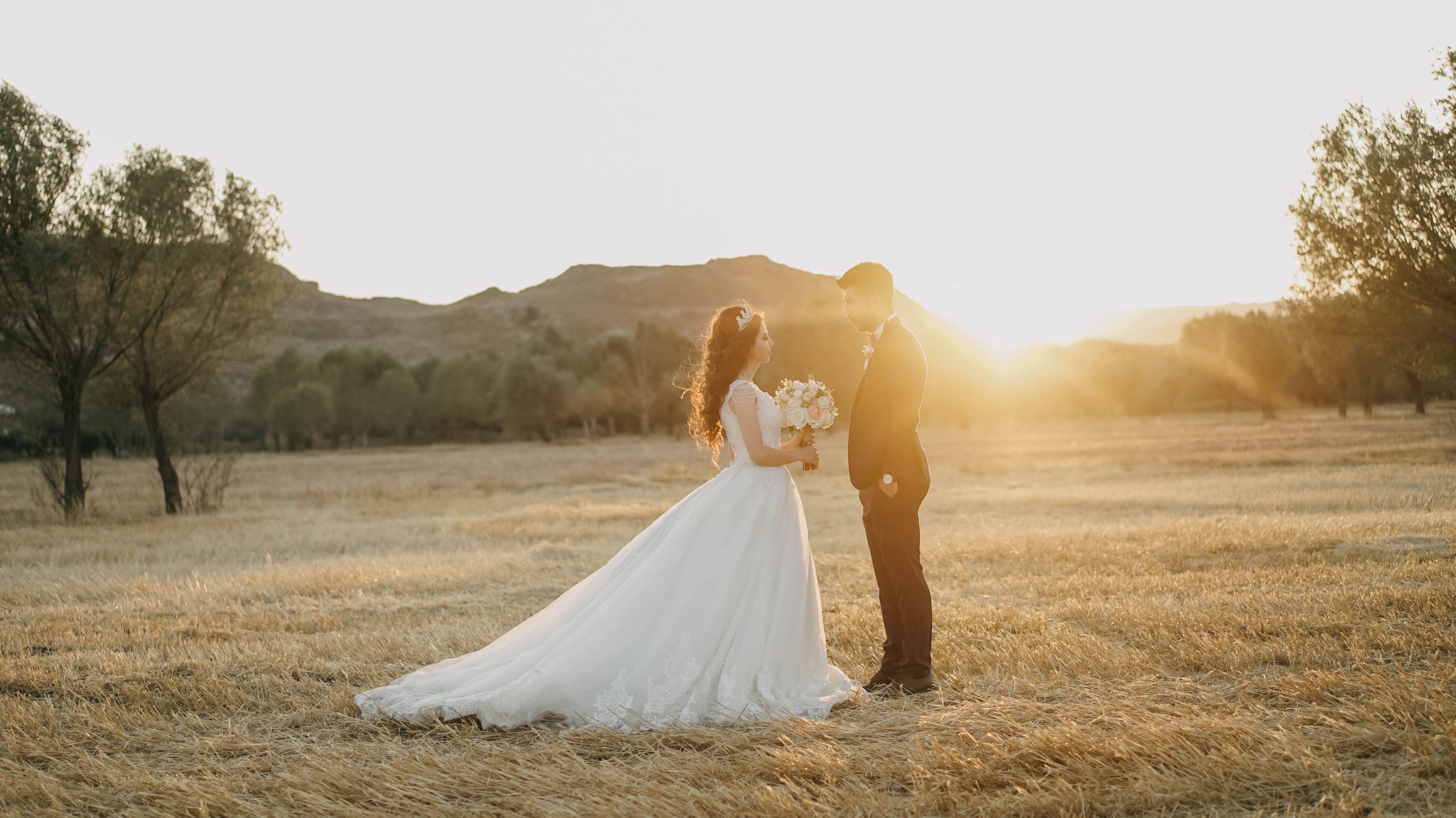 Fujifilm X100VI Wedding Settings: Know the Fixed-Lens Limits