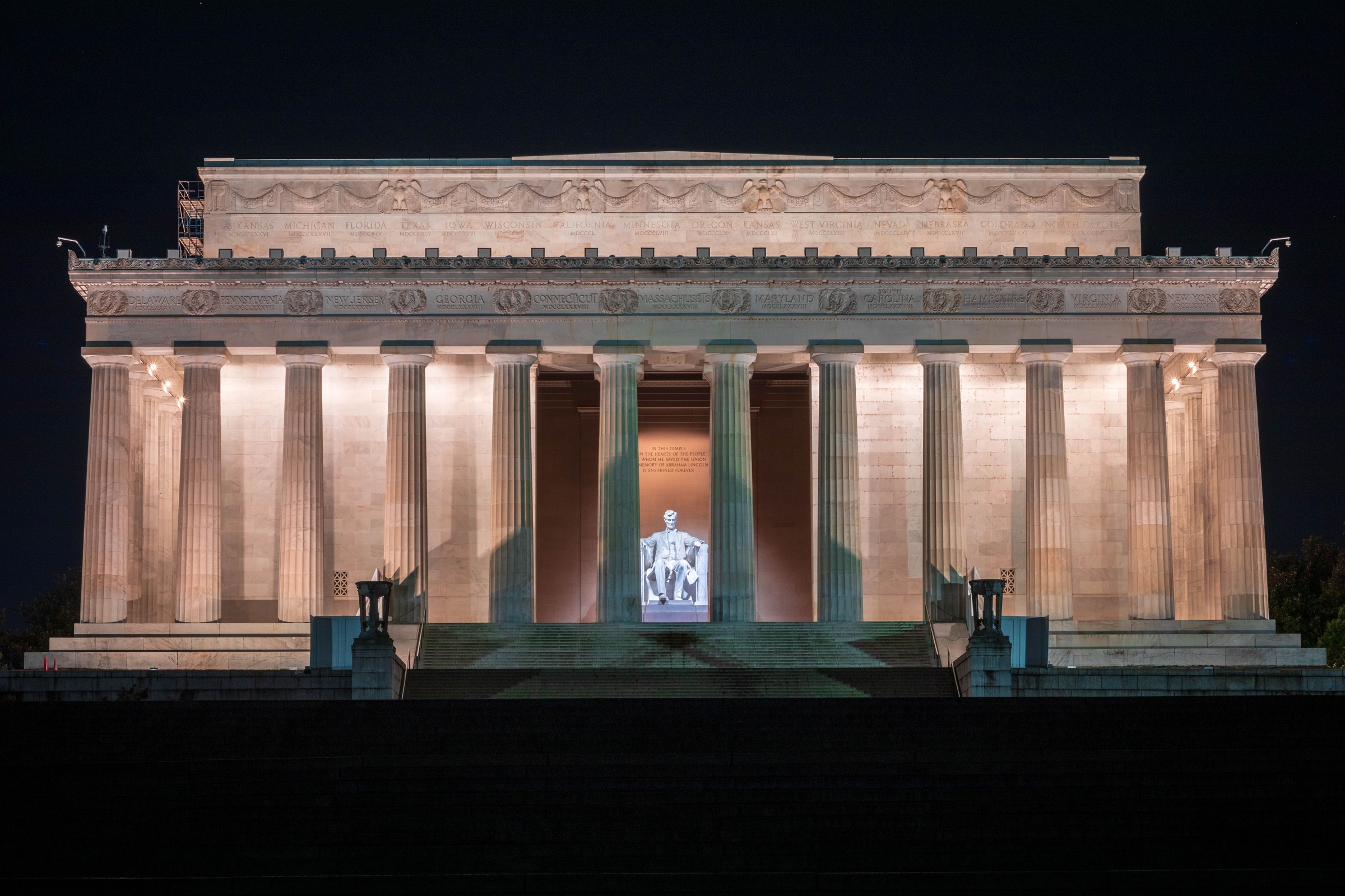 Lincoln Memorial illuminated facade at night